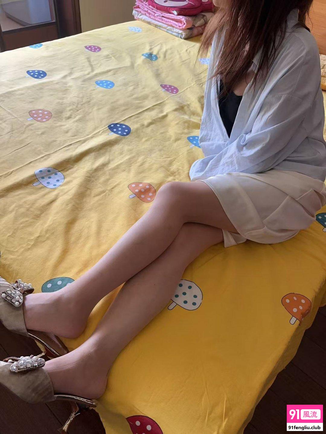 300性价比喷水少妇